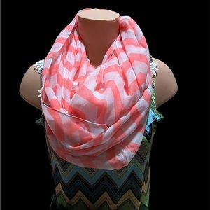 NWOT women’s summer scarf